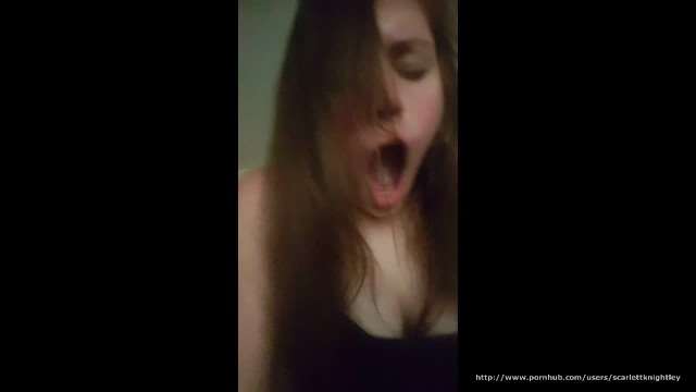 [ScarlettKnightley] 高中嫩妹初尝巨根，狂干到失禁内射